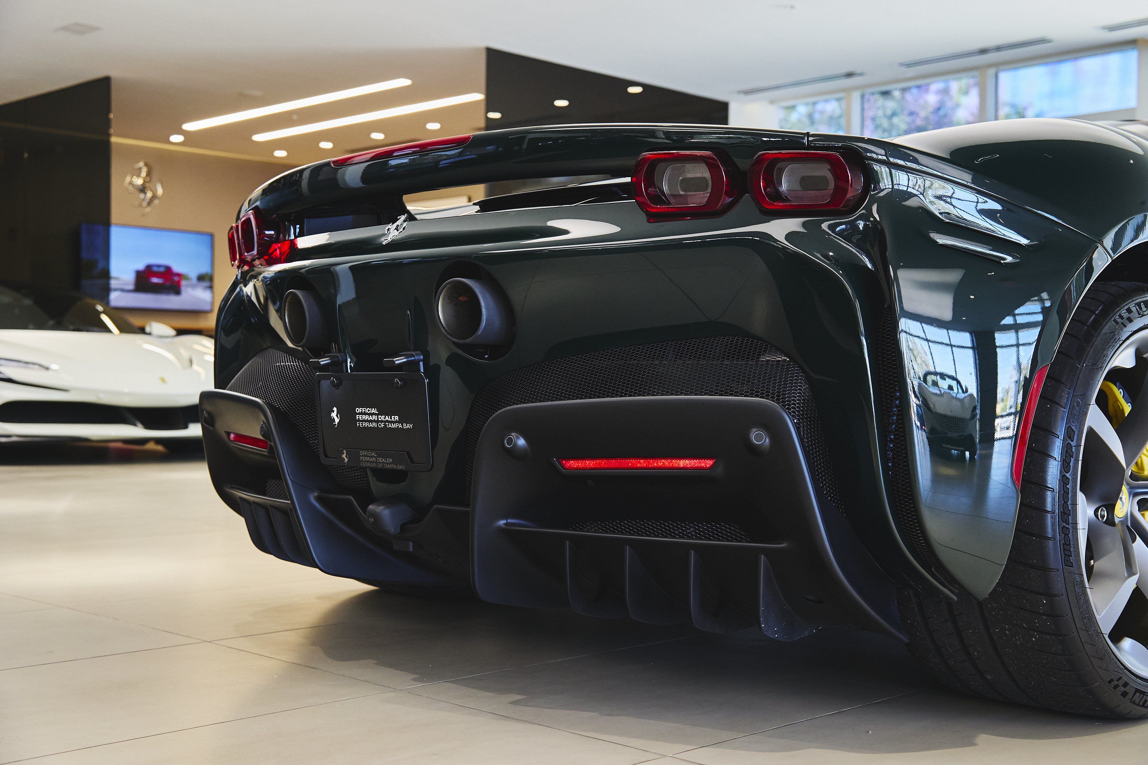 Used 2024 Ferrari SF90 Spider AWD/4WD image 9