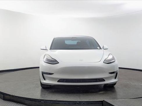 Used 2019 Tesla Model 3 Long Range RWD image 11