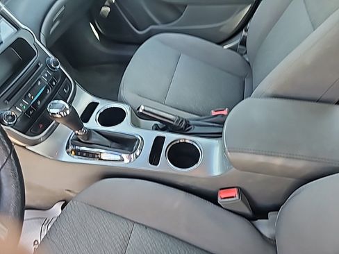Used 2015 Chevrolet Malibu LS image 22