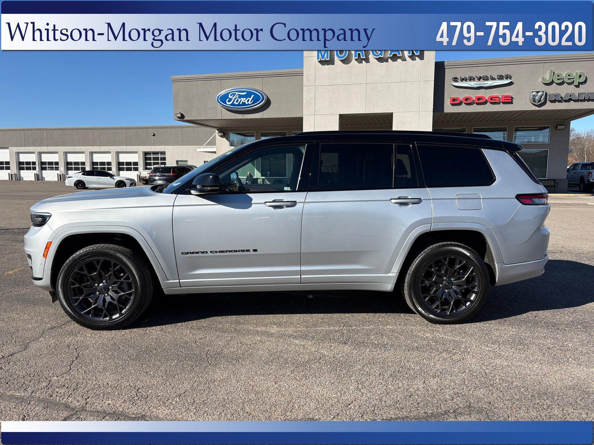Used 2025 Jeep Grand Cherokee L Summit w/ Obsidian Package AWD/4WD image 2