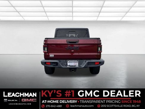 Used 2021 Jeep Gladiator Sport AWD/4WD image 4