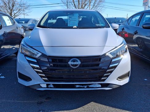 New 2025 Nissan Versa SV w/ Trunk Package image 2