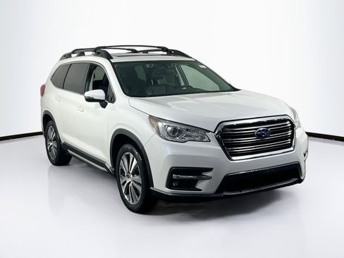 Used 2022 Subaru Ascent Limited w/ Technology Package image 3
