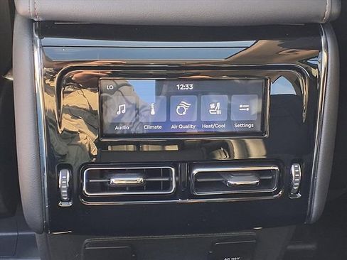 New 2025 Lincoln Aviator Reserve w/ Luxury Package RWD image 11