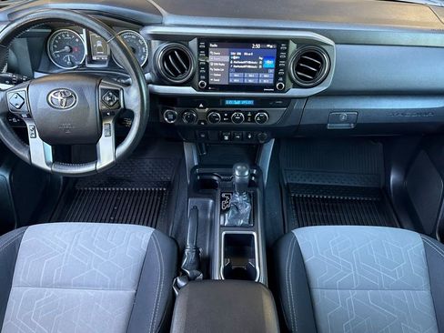 Used 2021 Toyota Tacoma TRD Sport AWD/4WD image 13