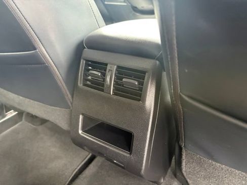 Used 2024 Mitsubishi Outlander SE FWD image 28