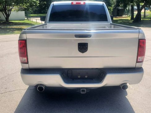 Used 2013 RAM 1500 Express RWD image 5