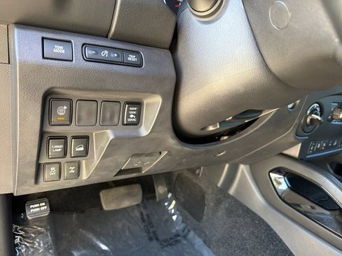 Certified 2022 Nissan Frontier PRO-4X w/ Pro-4X Premium Package AWD/4WD image 20
