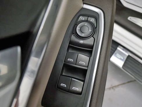 Used 2024 Chevrolet Silverado 1500 LT AWD/4WD image 13