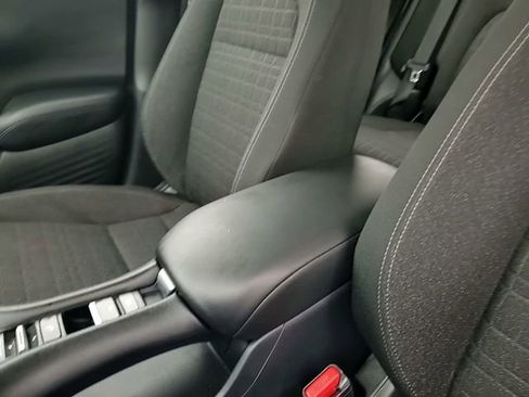 Used 2023 Honda HR-V LX image 20