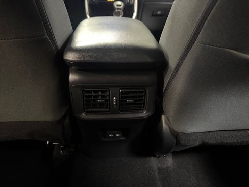 Certified 2024 Toyota RAV4 XLE AWD/4WD image 33