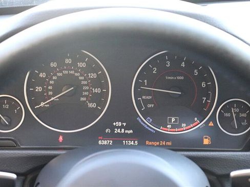 Used 2017 BMW 330i Sedan image 28