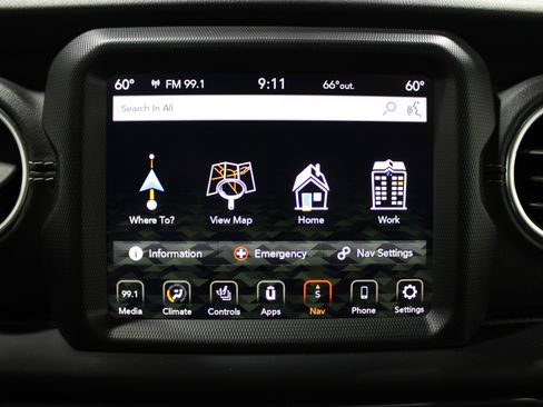 Used 2020 Jeep Gladiator Overland image 19