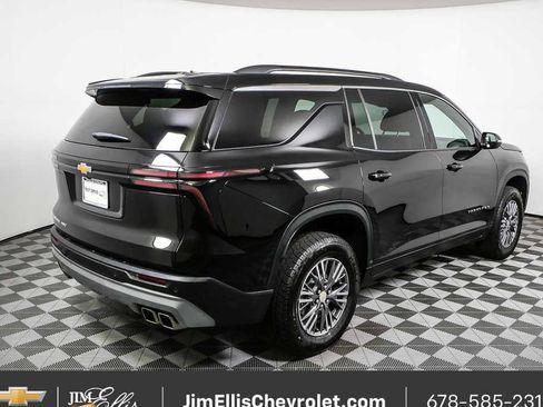 Certified 2025 Chevrolet Traverse LT AWD/4WD image 3