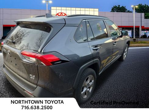 Used 2023 Toyota RAV4 XLE image 5