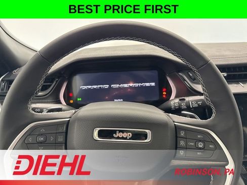 New 2026 Jeep Grand Cherokee Altitude AWD/4WD image 24