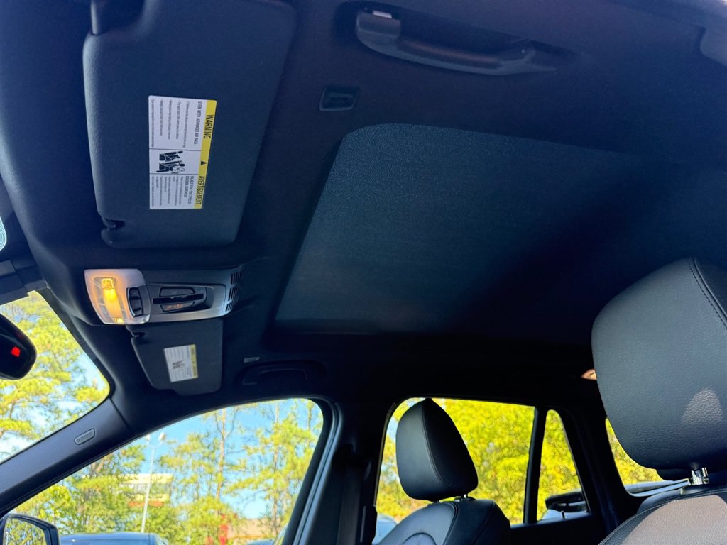 Used 2018 BMW X1 sDrive28i w/ M Sport Package FWD image 11