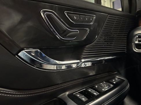 Used 2022 Lincoln Corsair Reserve w/ Equipment Group 201A image 14