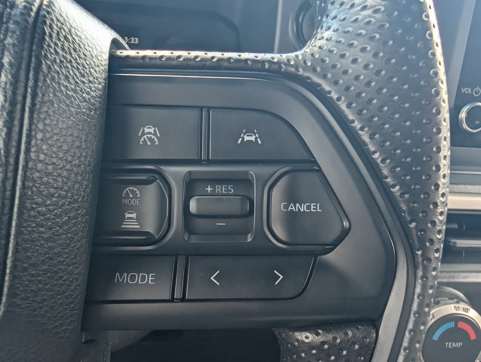 Used 2024 Toyota Tacoma SR AWD/4WD image 26