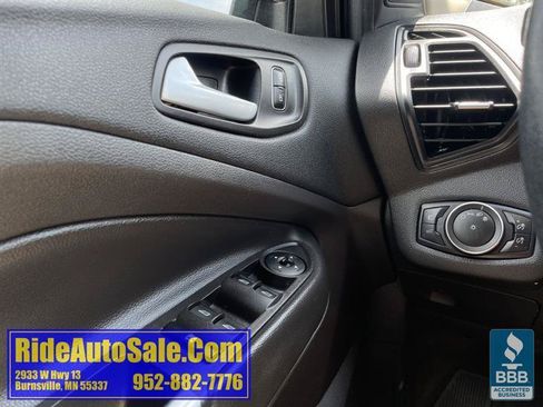 Used 2018 Ford Escape SE w/ SE Sport Appearance Package AWD/4WD image 36