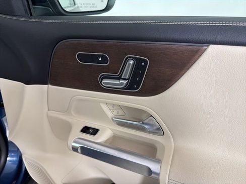 Certified 2022 Mercedes-Benz GLB 250 GLB 250 image 19