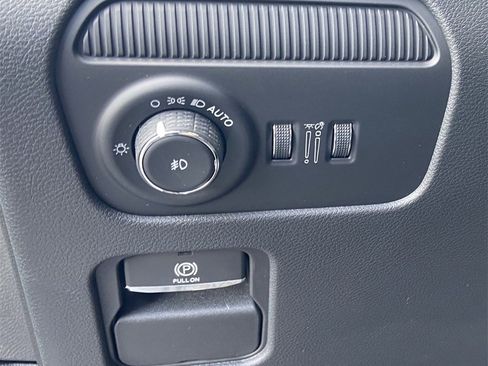 New 2025 Jeep Wagoneer Series II image 14