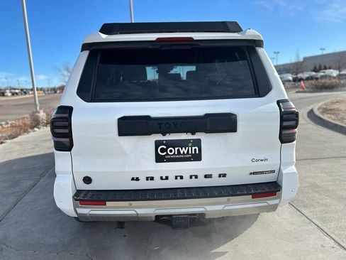 Used 2025 Toyota 4Runner Trailhunter image 8