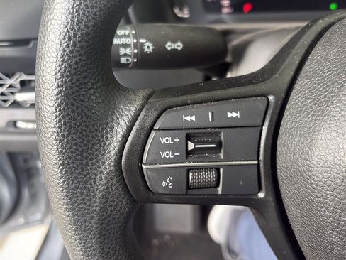 Used 2023 Honda Accord EX image 20