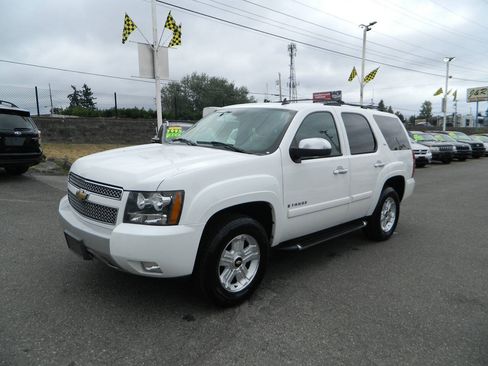 Used 2007 Chevrolet Tahoe LT w/ LT Preferred Equipment Group AWD/4WD image 4