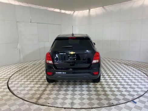 Used 2019 Chevrolet Trax LS w/ Tint and Cruise Package FWD image 18