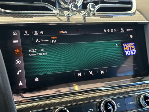 Certified 2022 Bentley Bentayga image 20