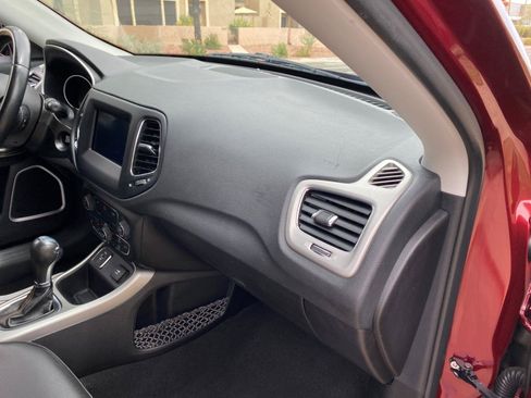 Used 2021 Jeep Compass Latitude FWD image 55