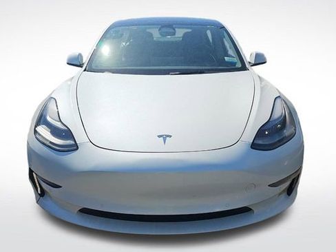Used 2022 Tesla Model 3 Long Range image 9