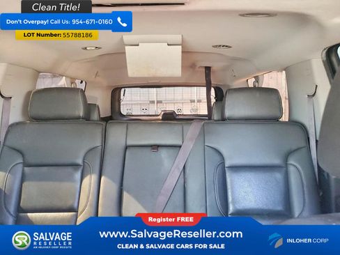 Used 2017 GMC Yukon XL SLT w/ Open Road Package RWD image 13