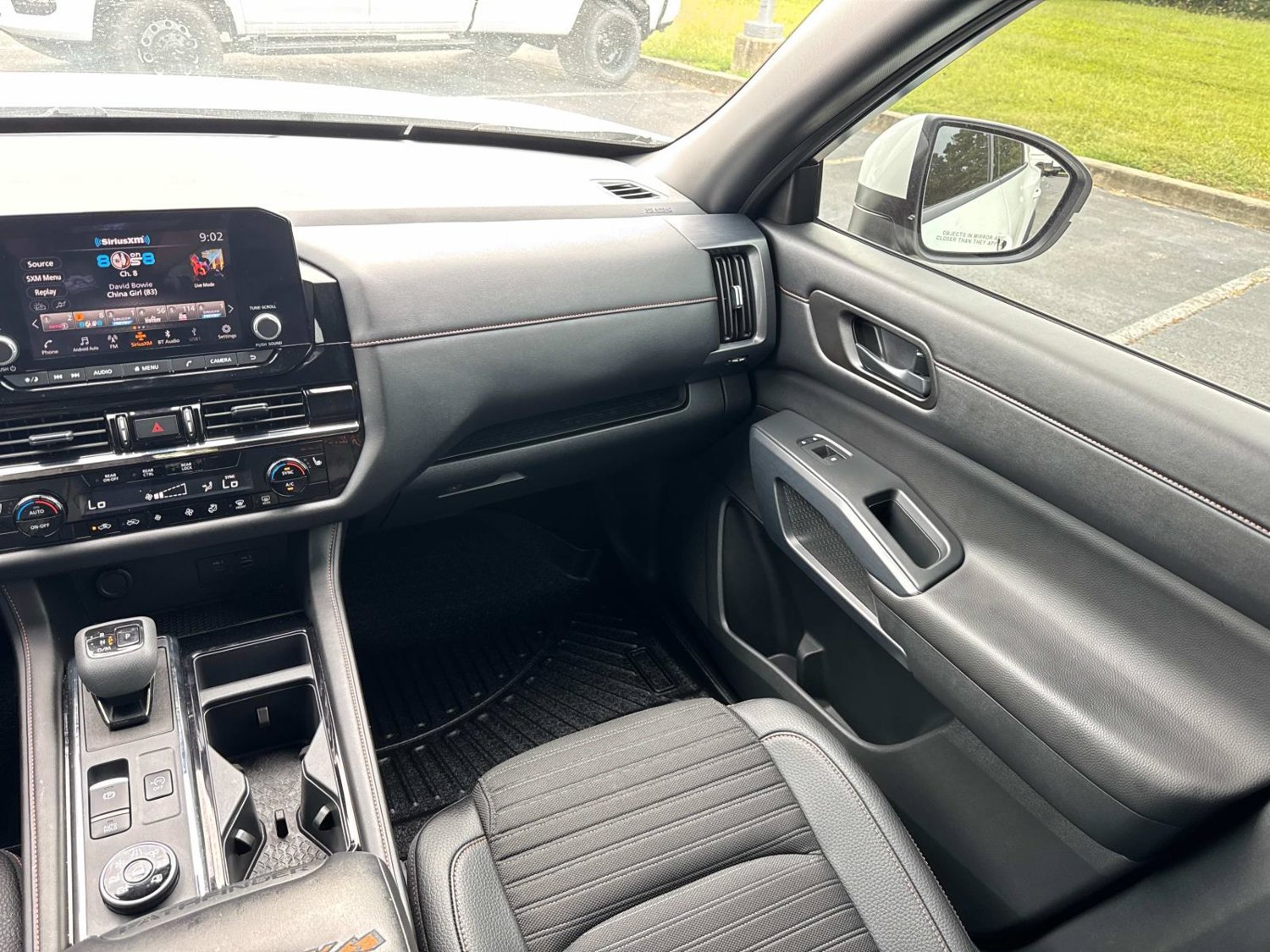 Used 2024 Nissan Pathfinder Rock Creek AWD/4WD image 22