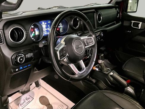 Used 2021 Jeep Wrangler Unlimited Sahara w/ Safety Group AWD/4WD image 17