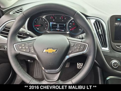 Used 2016 Chevrolet Malibu LT FWD image 21