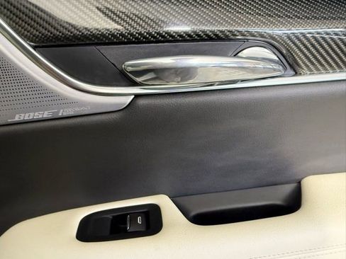 Certified 2023 Cadillac XT6 Sport w/ Technology Package image 32