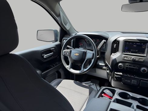 Used 2024 Chevrolet Silverado 1500 Custom AWD/4WD image 8