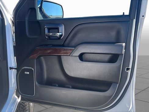 Used 2015 GMC Sierra 1500 SLE w/ SLE Value Package RWD image 23