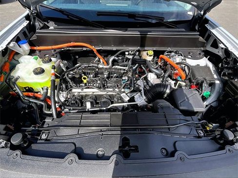 New 2025 Ford Maverick XLT w/ XLT Luxury Package image 12