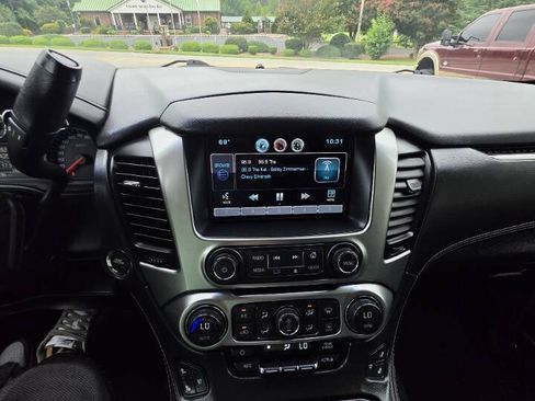 Used 2015 Chevrolet Suburban LTZ AWD/4WD image 22