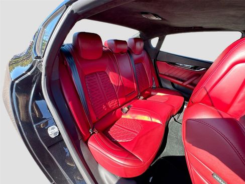 Used 2021 Maserati Quattroporte Trofeo image 26