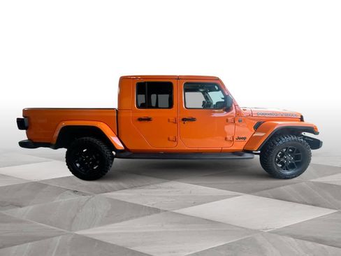 Used 2025 Jeep Gladiator Sport AWD/4WD image 9