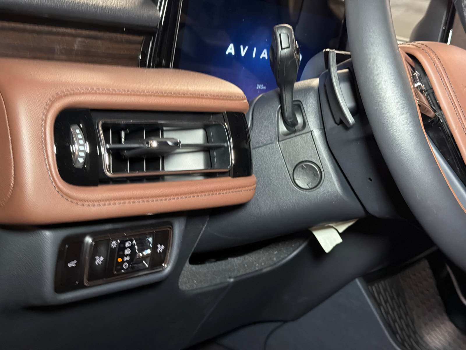 New 2027 Lincoln Aviator Reserve AWD/4WD image 19