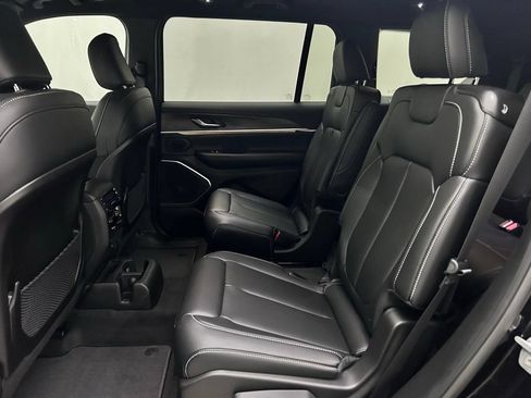 New 2026 Jeep Grand Cherokee L Limited AWD/4WD image 14