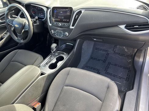 Used 2023 Chevrolet Malibu LT image 38