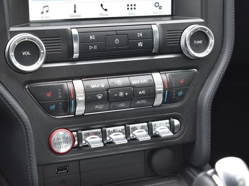 Used 2019 Ford Mustang GT Premium RWD image 11