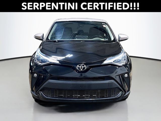 Used 2021 Toyota C-HR Limited FWD image 2