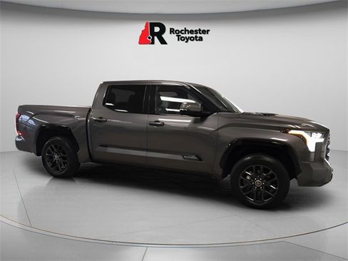 Used 2023 Toyota Tundra Platinum image 2